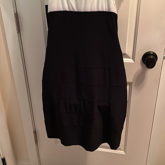 Cache sequined white and black dress nwt - Picture 7 of 12